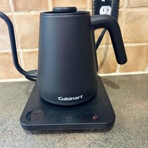 Cuisinart Matte Black Electric Kettle Digital Gooseneck Kettle